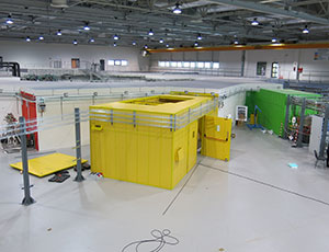 PHELIX beamline - undulator installation and hutch construction